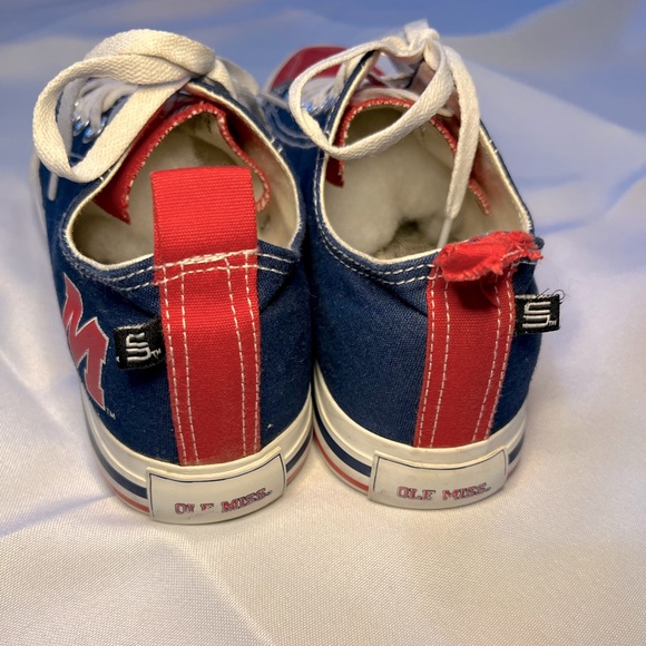 Ole Miss sneakers - Picture 5 of 7